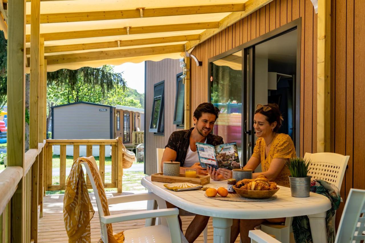 Camping Country Park Crecy La Chapelle - Site Officiel - Next To Disneyland Paris Crecy-la-Chapelle Exterior foto
